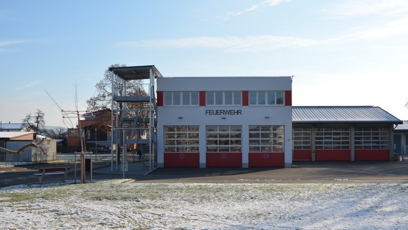 Grosser Christbaumverkauf der Jugend Feuerwehr Volkertshausen